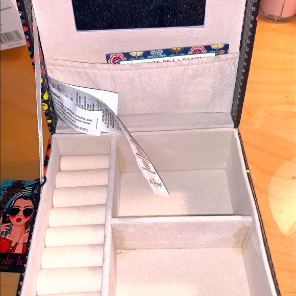 Nicole Lee Jewelry Box Limited New - Picture 2 of 2